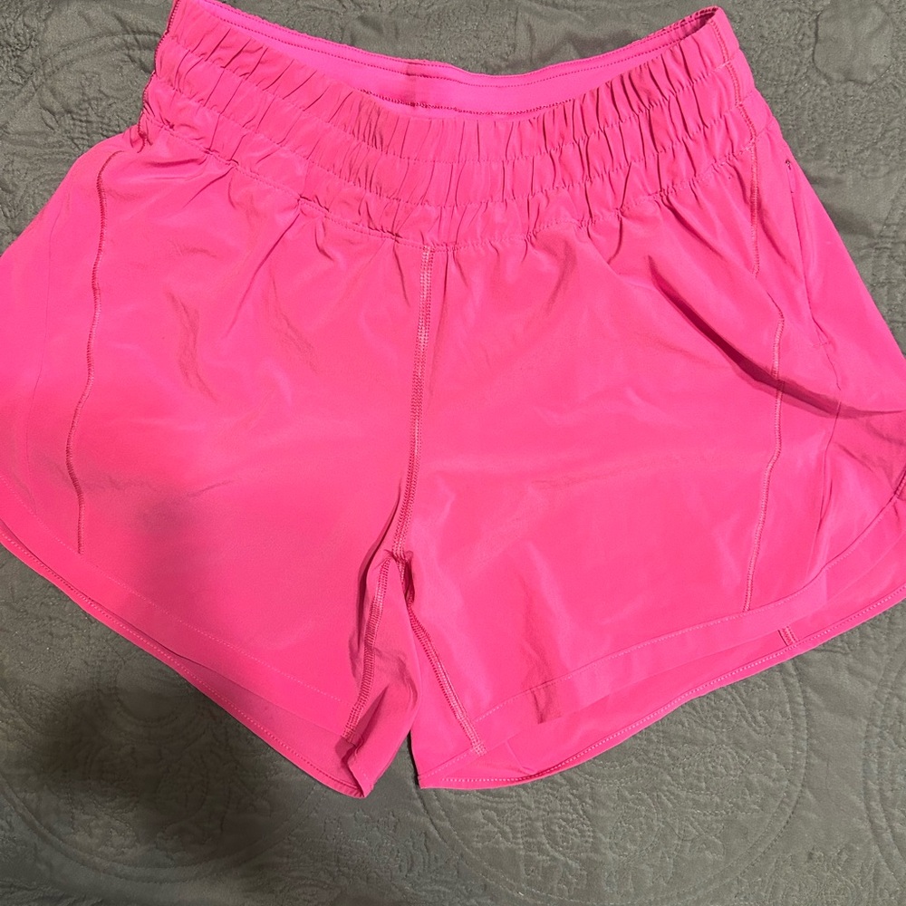 Lululemon Track that Midrise 5 in. EUC sonic pink size 8